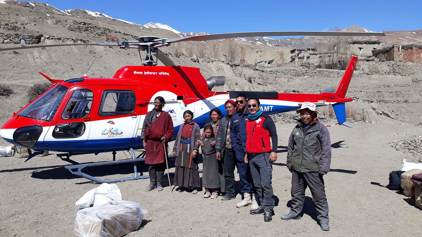 दुर्गमको दुःख : ४ लाखको औषधिका लागि ७ लाख हेलिकोप्टर भाडा