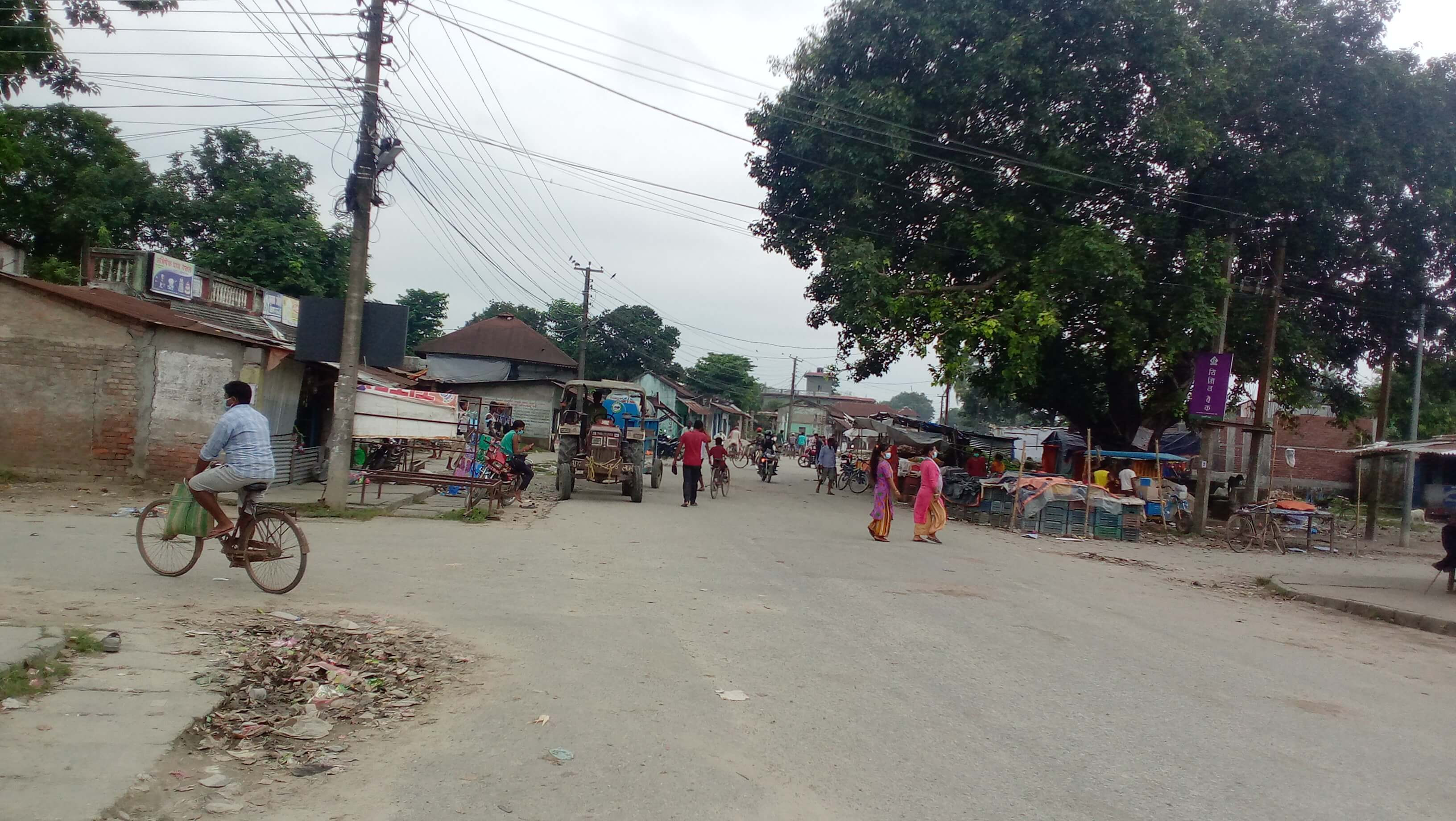 मोरङको निषेधाज्ञा : बिहान चहलपहल, मध्याह्नपछि सुनसान (फोटोफिचर)