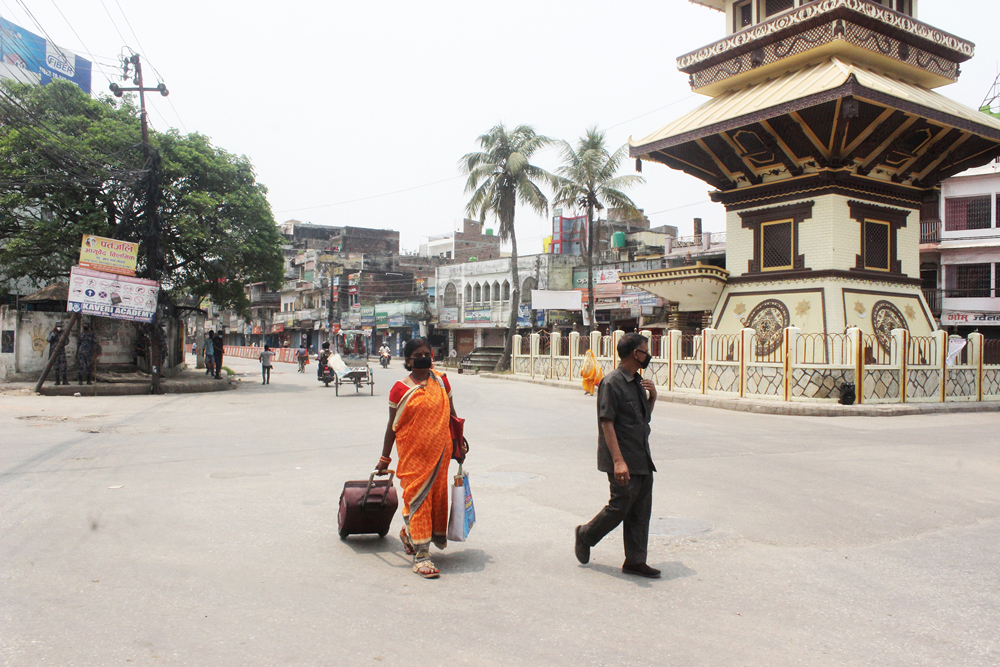 निषेध आदेशको पहिलो दिन, वीरगन्जमा निकै कडाइ (फोटो फिचर)