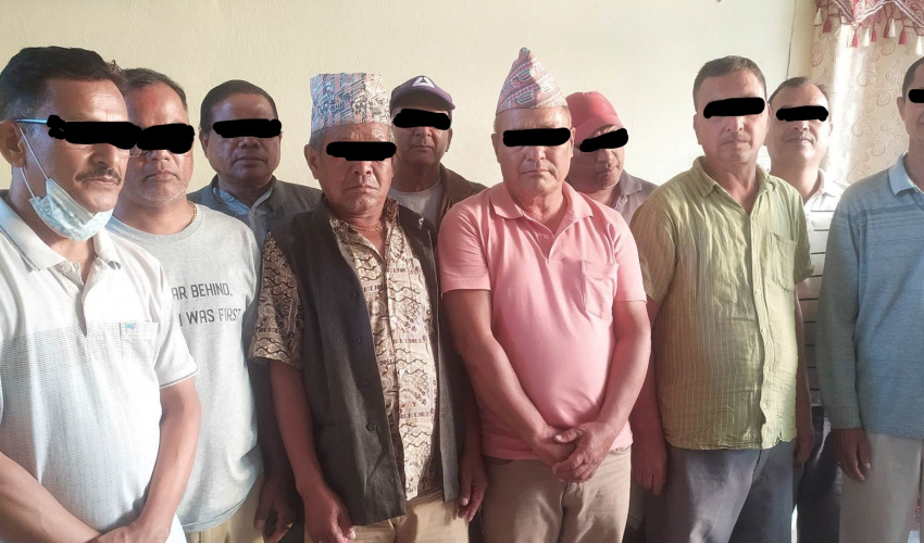 कैलालीबाट १५ जना जुवाडे पक्राउ