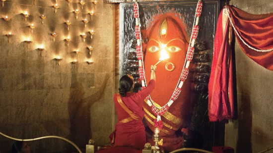 सद्‌गुरुबाट लिंग भैरवीको प्राण प्रतिस्थापन गरिँदै