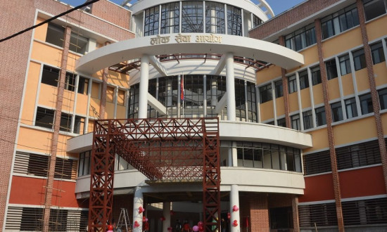 लोकसेवाद्वारा ठूलो संख्यामा खरिदार माग [विज्ञापनसहित]