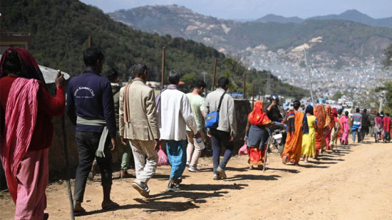 मिटरब्याजपीडित पैदलै आन्दोलनका लागि उत्रिए काठमाडौं