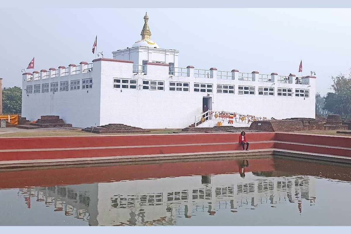 मायादेवी मन्दिरमा राखियो नयाँ गजुर