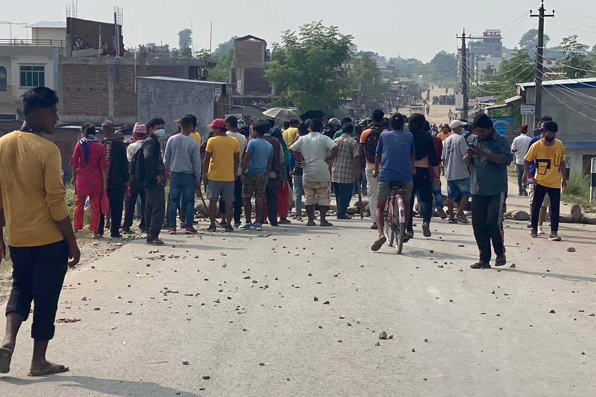 रुपन्देहीको मोतीपुरमा गोली चल्यो, केही स्थानीय घाइते