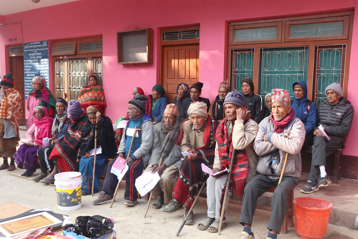 शल्यक्रियापछि पुन: देख्न पाएको संसार