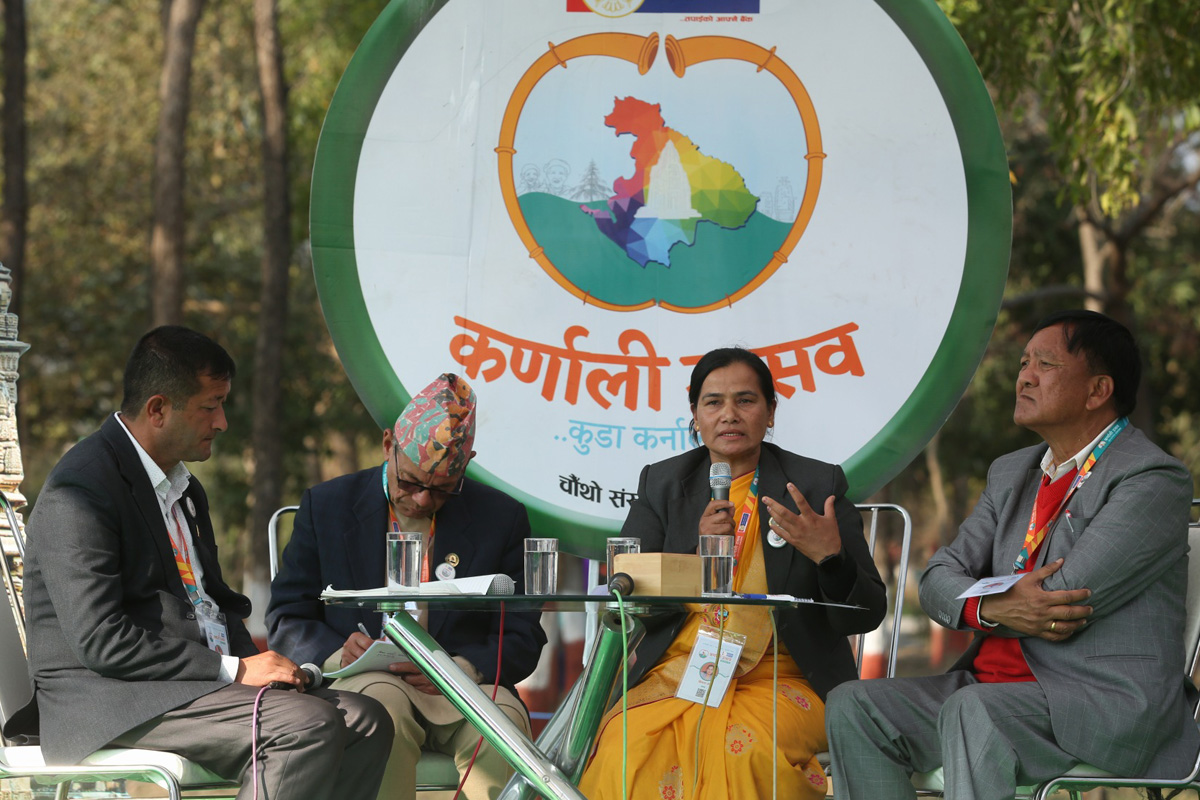 'संघीयता विस्मात होइन, अवसर हो'