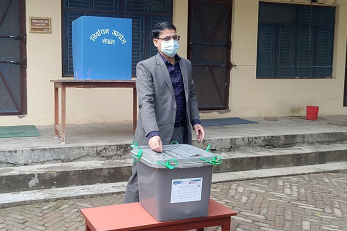 सुदूरपश्चिममा राष्ट्रियसभा निर्वाचनको मतदान सुरु