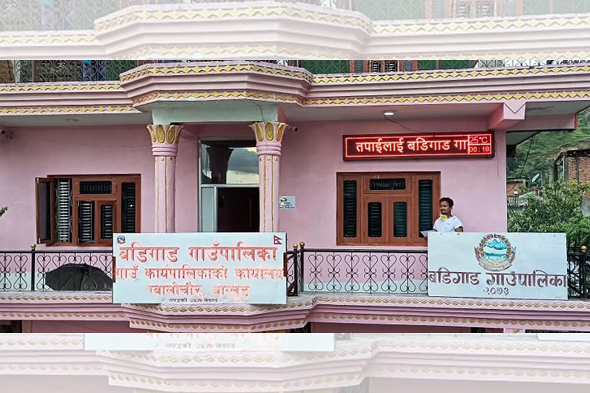 सुत्केरीलाई भेट्न लोकल भालेसहित ध्यू र अण्डा