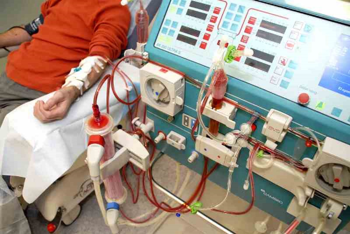 डायलायसिसको पालो नपाउँदा मृत्यु कुर्दै बिरामी