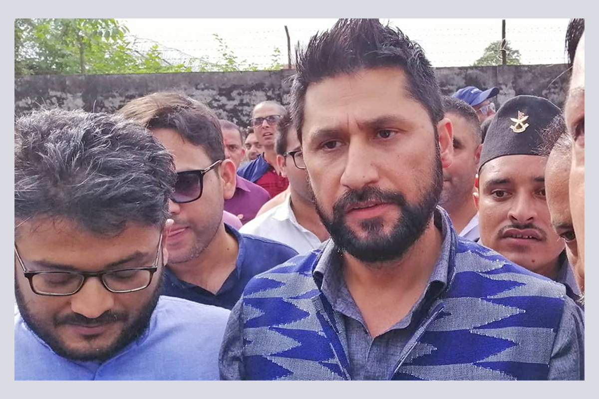सरकारबाट बाहिरिँदै रविले भने- जे भएको छ र देखाइएको छ त्यसमा आकाश-जमिनको फरक छ