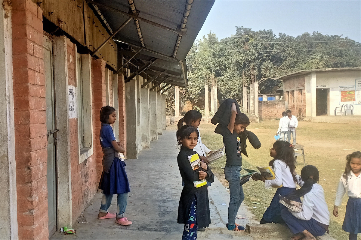 विद्यालयमा भौतिक पूर्वाधार अभाव